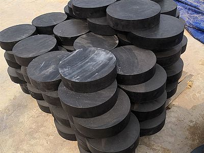 永宁县板式橡胶支座由若干层橡胶片与薄钢板经加压硫化